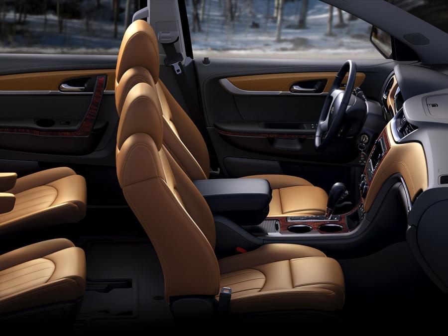  Chevrolet Traverse LTZ 2012 года  (фото 10 из 13)